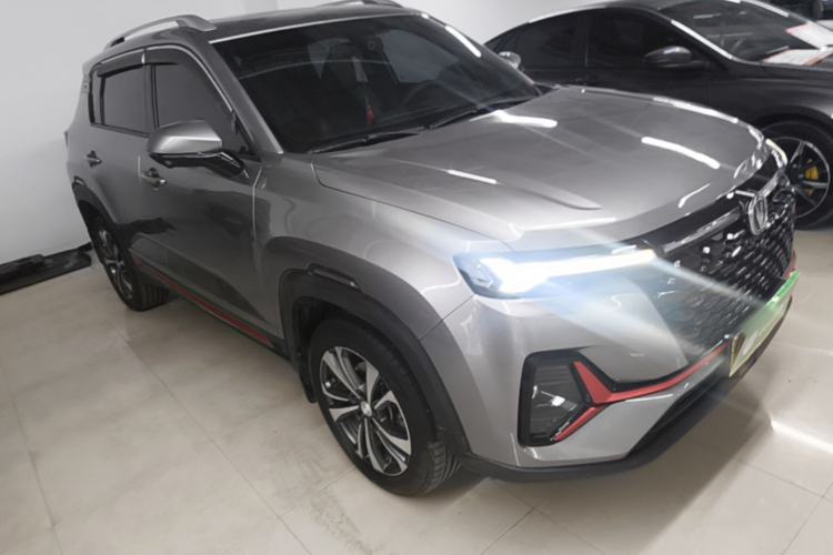 Used CHANGAN CS35PLUS 2021 Revised Version Blue Whale NE 1.4T DCT Luxury Edition Front Right 45 Deg
