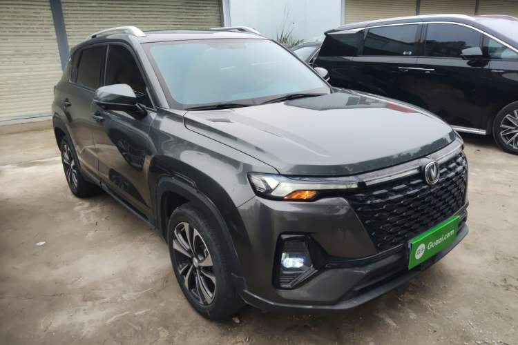 Used CHANGAN CS35PLUS 2021 Blue Whale NE 1.4T DCT Luxury Model Front Right 45 Deg