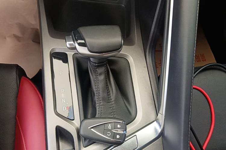Used CHANGAN CS35PLUS 2021 Blue Whale NE 1.4T DCT Luxury Model Gear Lever