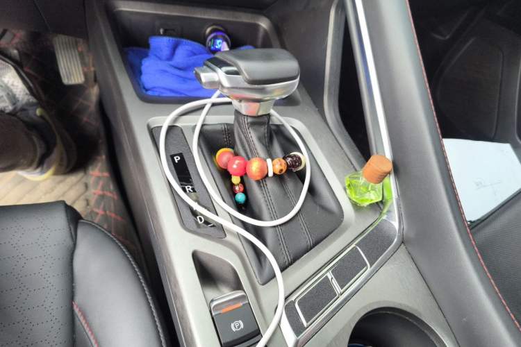 Used CHANGAN CS35PLUS 2021 Revised Version Blue Whale NE 1.4T DCT Luxury Edition Gear Lever