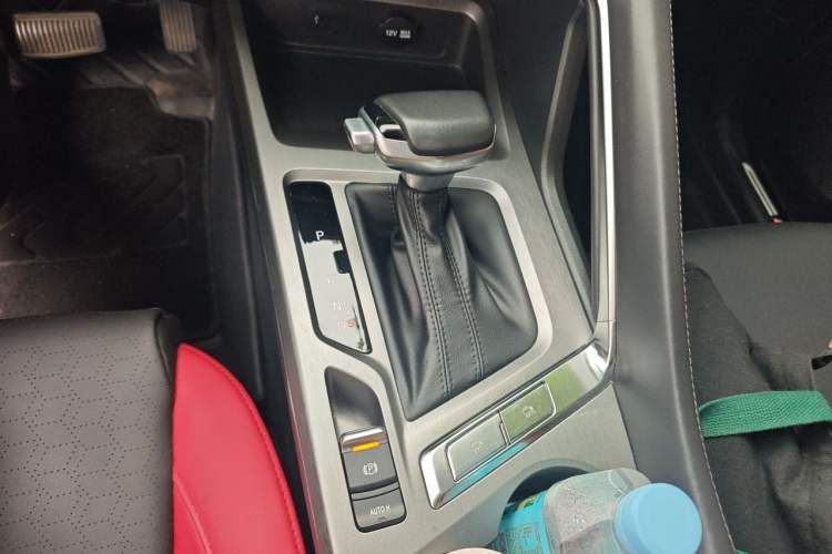 Used CHANGAN CS35PLUS 2021 Blue Whale NE 1.4T DCT Prestige Model Gear Lever