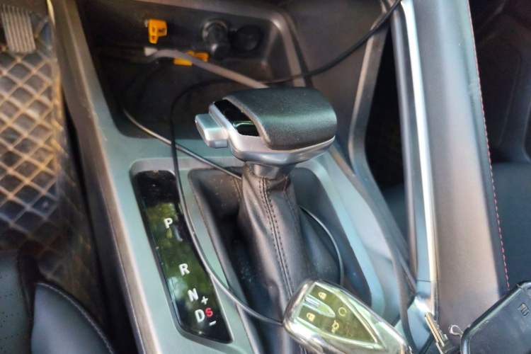 Used CHANGAN CS35PLUS 2021 Blue Whale NE 1.4T DCT Luxury Model Gear Lever