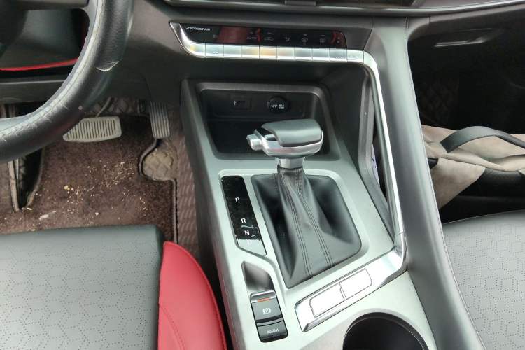 Used CHANGAN CS35PLUS 2021 Revised Version Blue Whale NE 1.4T DCT Luxury Edition Gear Lever