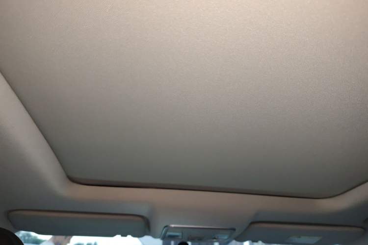 Used CHANGAN CS35PLUS 2021 Blue Whale NE 1.4T DCT Prestige Model Headliner