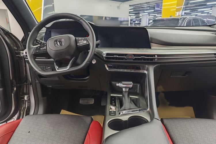 Used CHANGAN CS35PLUS 2021 Blue Whale NE 1.4T DCT Luxury Model Interior 1