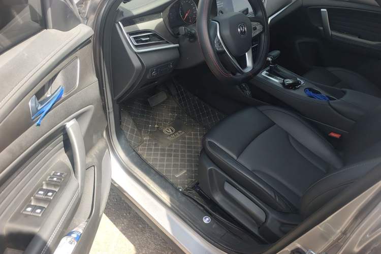 Used CHANGAN CS35PLUS 2021 Honor Million Edition 1.6L CVT Elite Model Interior 3