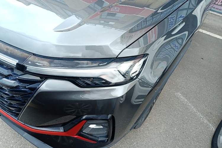 Used CHANGAN CS35PLUS 2021 Revised Version Blue Whale NE 1.4T DCT Luxury Edition Left Front Headlight