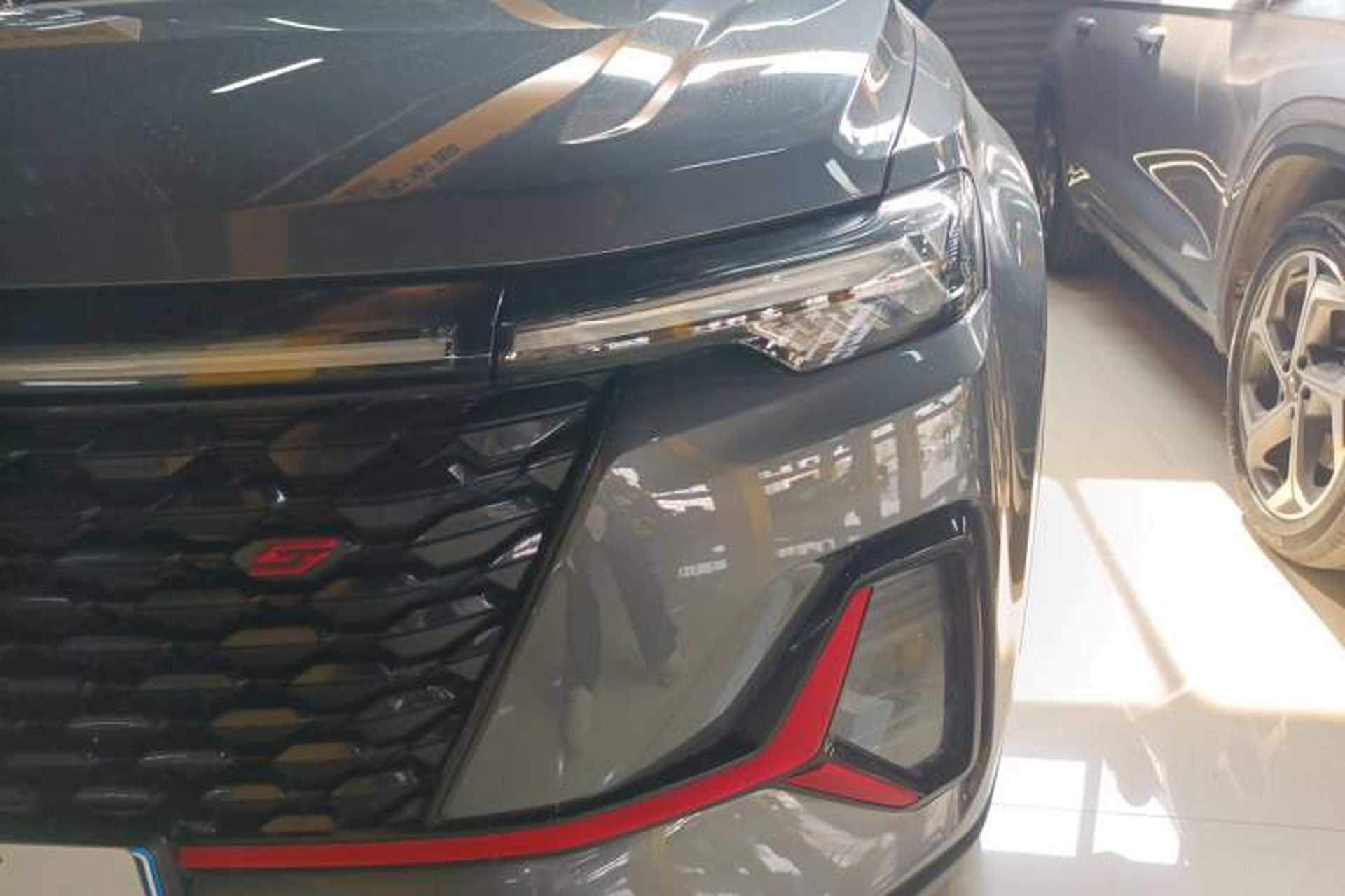 Used CHANGAN CS35PLUS 2021 Blue Whale NE 1.4T DCT Navigation Model Left Front Headlight