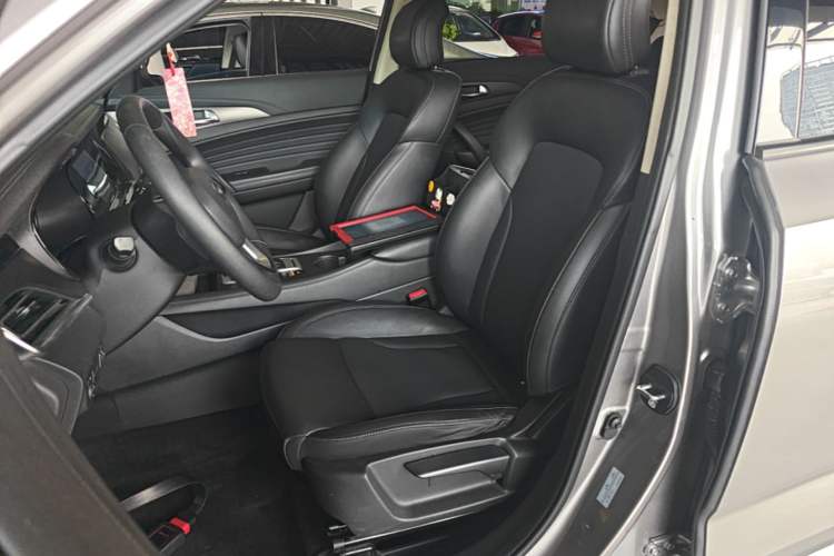Used CHANGAN CS35PLUS 2021 Honor Million Edition 1.6L CVT Elite Model Left Front Seat