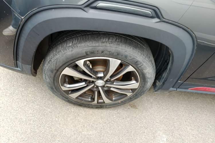 Used CHANGAN CS35PLUS 2021 Revised Version Blue Whale NE 1.4T DCT Luxury Edition Left Front Wheel Hub