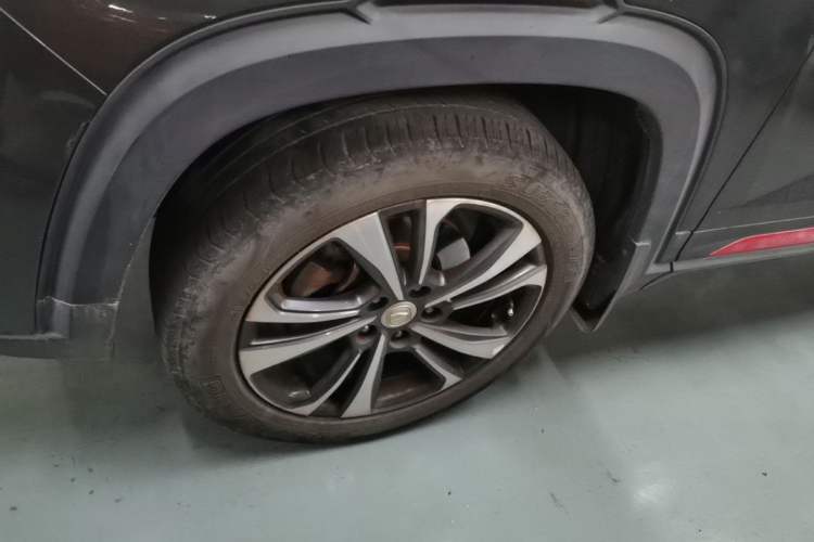Used CHANGAN CS35PLUS 2021 Blue Whale NE 1.4T DCT Luxury Model Left Front Wheel Hub