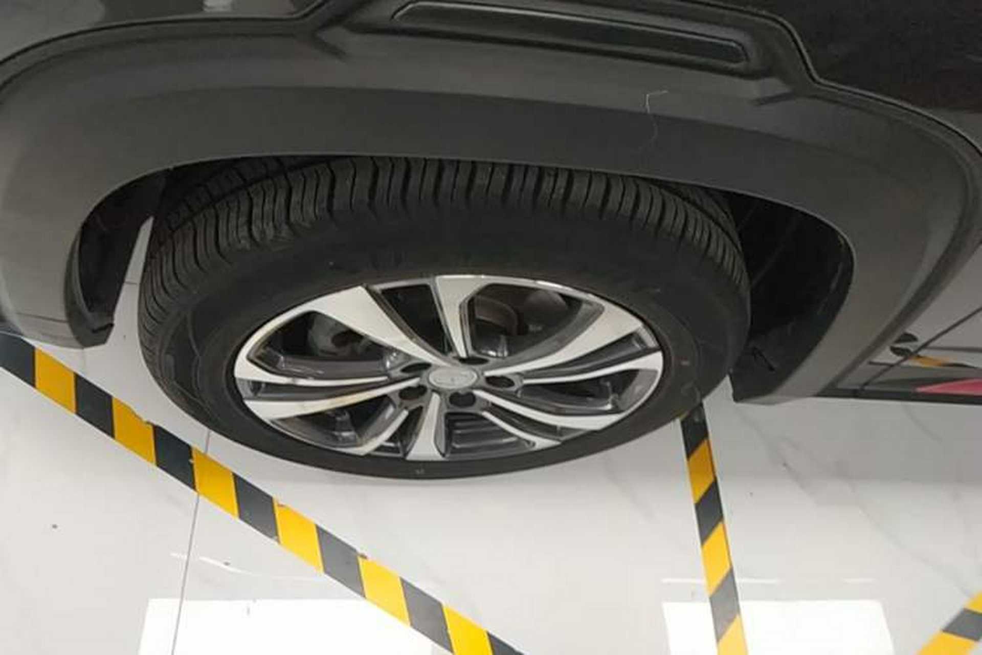 Used CHANGAN CS35PLUS 2021 Revised Version Blue Whale NE 1.4T DCT Luxury Edition Left Front Wheel Hub