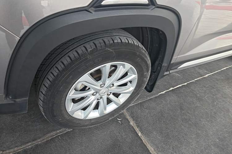 Used CHANGAN CS35PLUS 2021 Honor Million Edition 1.6L CVT Elite Model Left Front Wheel Hub