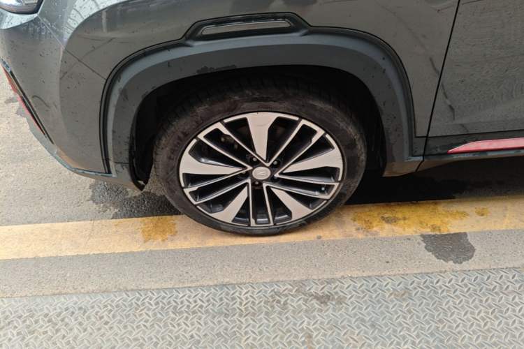 Used CHANGAN CS35PLUS 2021 Blue Whale NE 1.4T DCT Prestige Model Left Front Wheel Hub