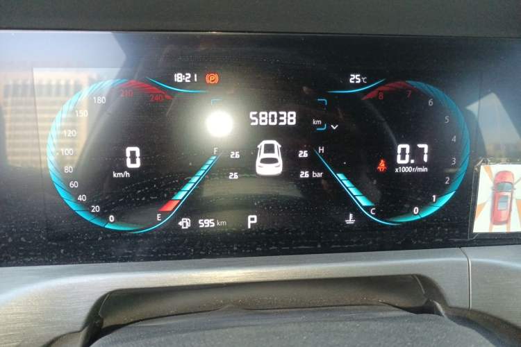 Used CHANGAN CS35PLUS 2021 Blue Whale NE 1.4T DCT Luxury Model Odometer Close Up