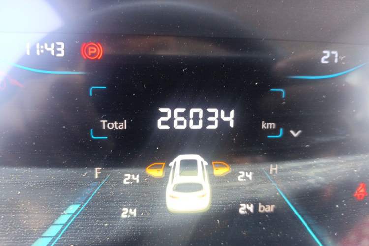 Used CHANGAN CS35PLUS 2021 Blue Whale NE 1.4T DCT Luxury Model Odometer Close Up