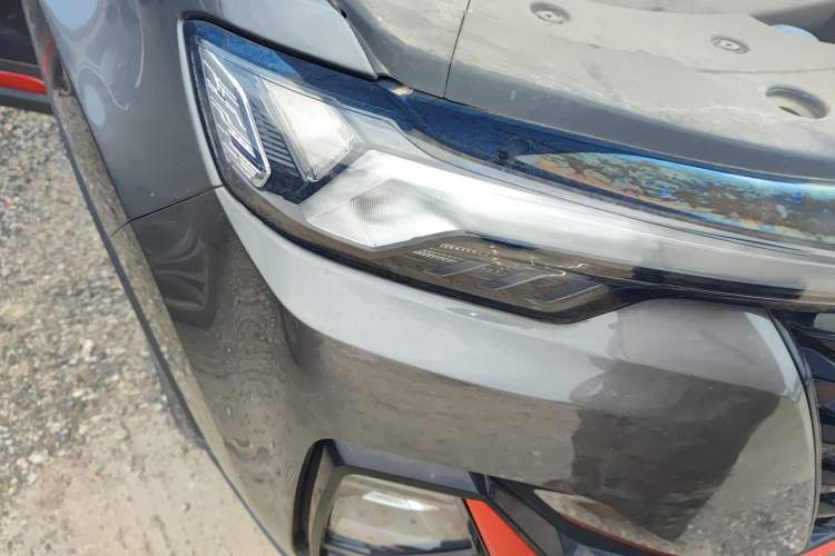 Used CHANGAN CS35PLUS 2021 Revised Version Blue Whale NE 1.4T DCT Luxury Edition Right Front Headlight