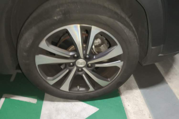 Used CHANGAN CS35PLUS 2021 Blue Whale NE 1.4T DCT Luxury Model Right Front Wheel Hub