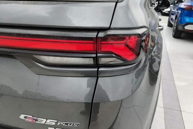 Used CHANGAN CS35PLUS 2021 Revised Version Blue Whale NE 1.4T DCT Luxury Edition Right Rear Taillight
