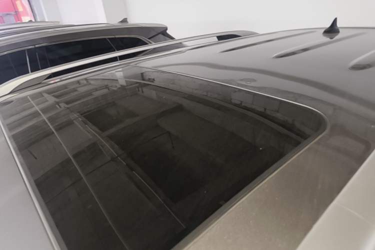 Used CHANGAN CS35PLUS 2021 Revised Version Blue Whale NE 1.4T DCT Luxury Edition Roof