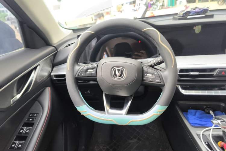 Used CHANGAN CS35PLUS 2021 Revised Version Blue Whale NE 1.4T DCT Luxury Edition Steering Wheel