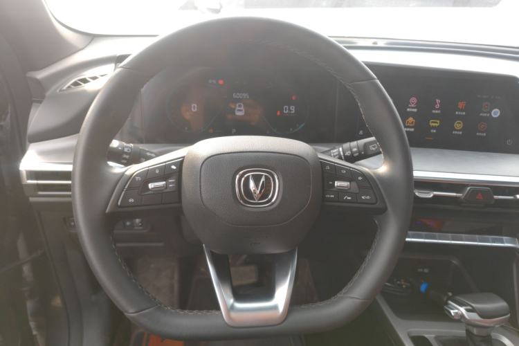 Used CHANGAN CS35PLUS 2021 Blue Whale NE 1.4T DCT Luxury Model Steering Wheel