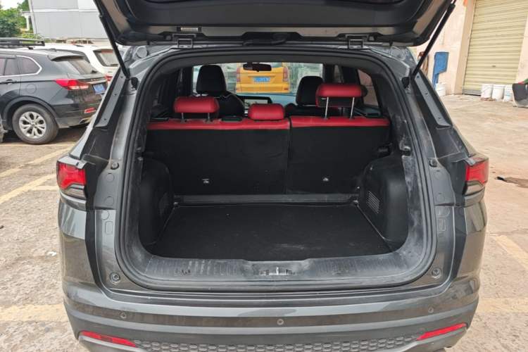 Used CHANGAN CS35PLUS 2021 Blue Whale NE 1.4T DCT Prestige Model Trunk