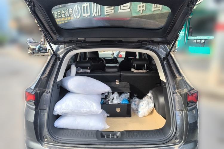 Used CHANGAN CS35PLUS 2021 Revised Version Blue Whale NE 1.4T DCT Luxury Edition Trunk