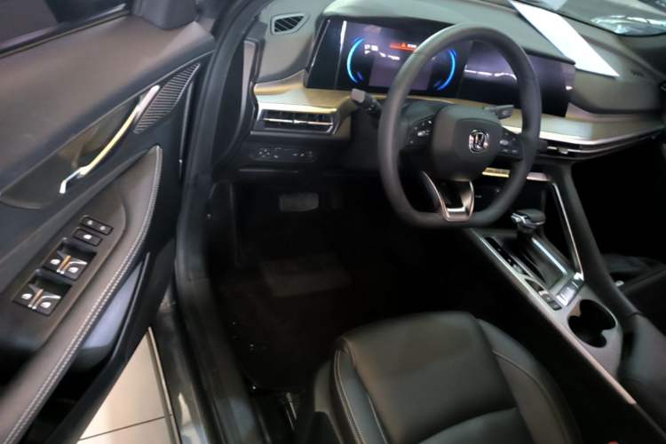 Used CHANGAN CS35PLUS 2021 Blue Whale NE 1.4T DCT Prestige Model Driver Seat