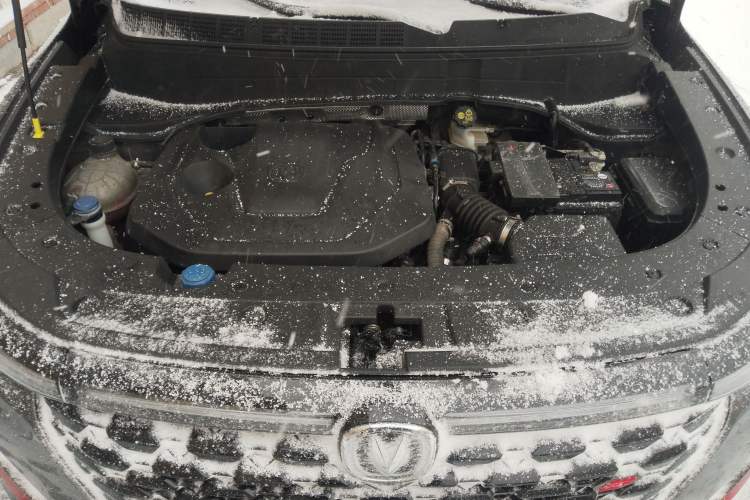 Used CHANGAN CS35PLUS 2021 Revised Version Blue Whale NE 1.4T DCT Luxury Edition Engine Bay