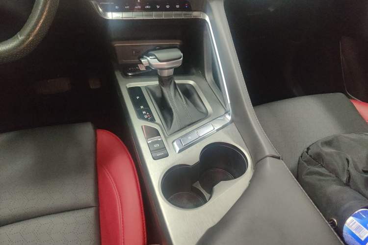 Used CHANGAN CS35PLUS 2021 Blue Whale NE 1.4T DCT Luxury Model Gear Lever