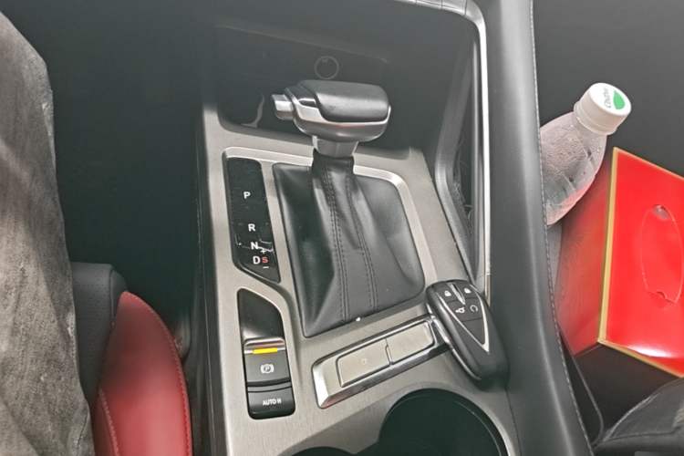 Used CHANGAN CS35PLUS 2021 Blue Whale NE 1.4T DCT Luxury Model Gear Lever