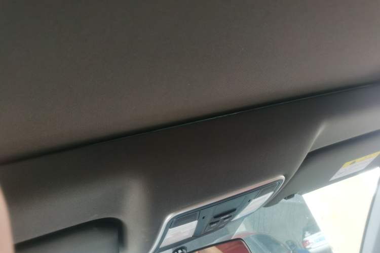Used CHANGAN CS35PLUS 2021 Blue Whale NE 1.4T DCT Prestige Model Headliner