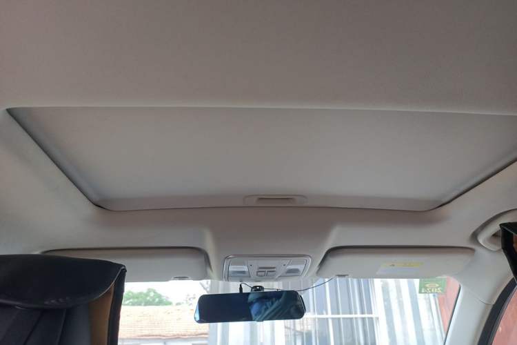 Used CHANGAN CS35PLUS 2021 Revised Version Blue Whale NE 1.4T DCT Luxury Edition Headliner