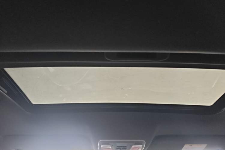 Used CHANGAN CS35PLUS 2021 Blue Whale NE 1.4T DCT Luxury Model Headliner