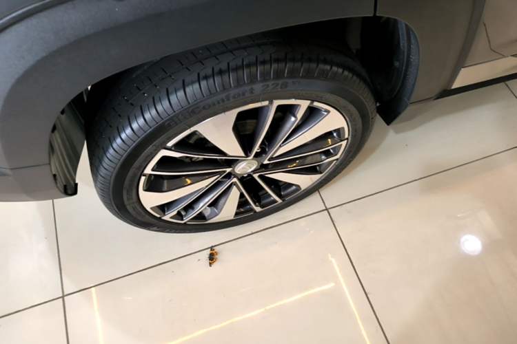 Used CHANGAN CS35PLUS 2021 Blue Whale NE 1.4T DCT Prestige Model Right Rear Wheel Hub