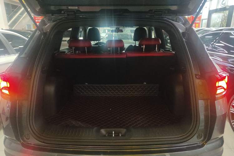 Used CHANGAN CS35PLUS 2021 Blue Whale NE 1.4T DCT Luxury Model Trunk