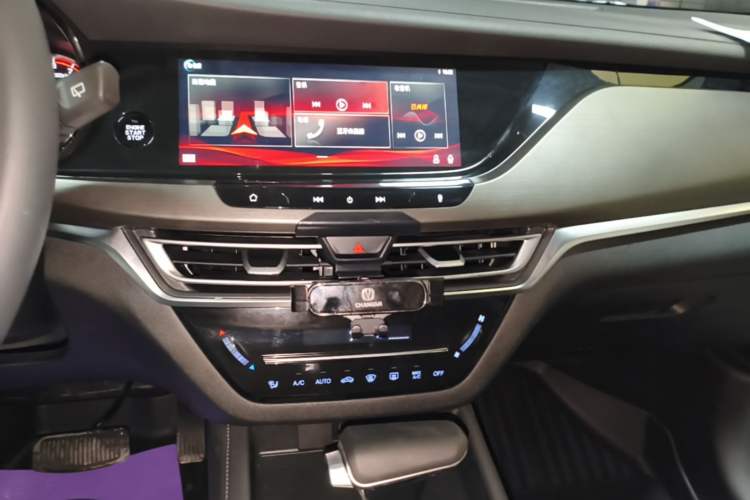 Used CHANGAN CS35PLUS 2021 Honor Million Edition 1.6L CVT Luxury Model Audio And AC Panel