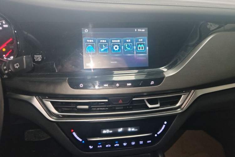 Used CHANGAN CS35PLUS 2021 Honor Million Edition 1.6L CVT Elite Model Audio And AC Panel