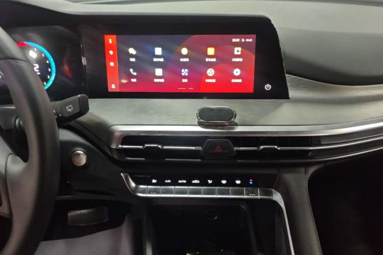 Used CHANGAN CS35PLUS 2021 Blue Whale NE 1.4T DCT Luxury Model Audio And AC Panel