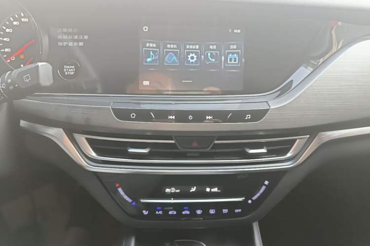 Used CHANGAN CS35PLUS 2021 Honor Million Edition 1.6L CVT Elite Model Audio And AC Panel