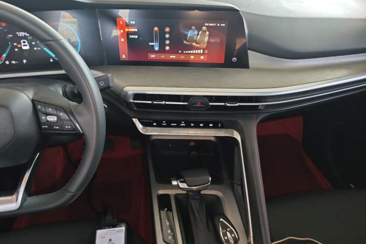 Used CHANGAN CS35PLUS 2021 Revised Version Blue Whale NE 1.4T DCT Luxury Edition Audio And AC Panel
