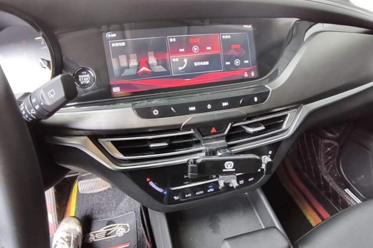 Used CHANGAN CS35PLUS 2021 Honor Million Edition 1.6L CVT Luxury Model Audio And AC Panel