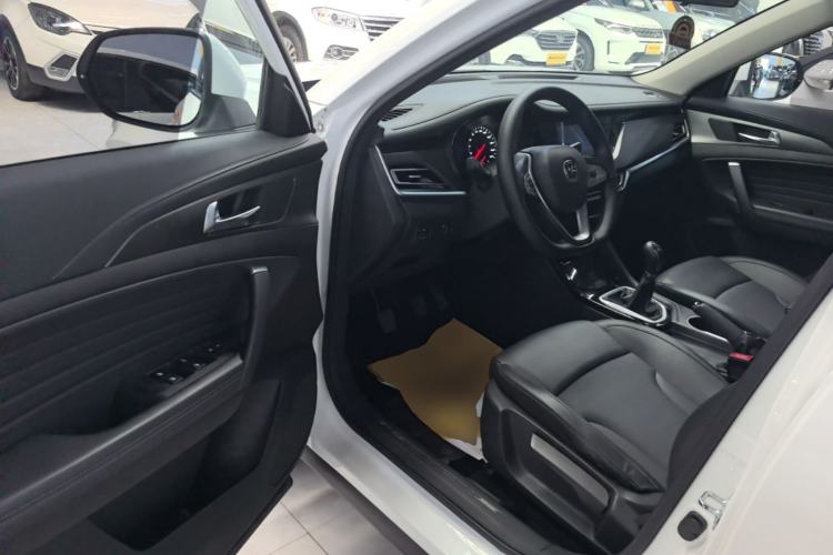 Used CHANGAN CS35PLUS 2021 Honor Million Edition 1.6L Manual Elite Model Driver Seat