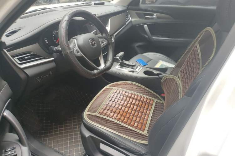 Used CHANGAN CS35PLUS 2021 Honor Million Edition 1.6L CVT Elite Model Driver Seat