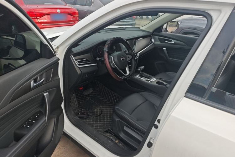 Used CHANGAN CS35PLUS 2021 Honor Million Edition 1.6L CVT Elite Model Driver Seat
