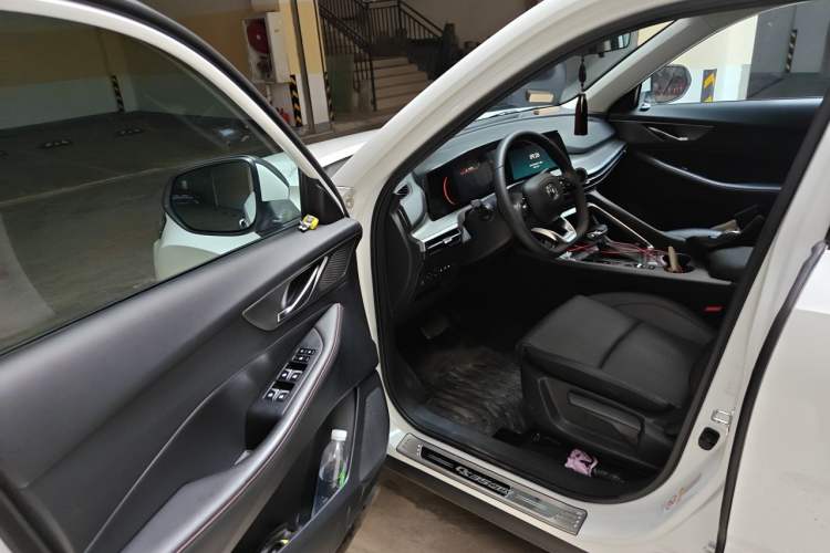 Used CHANGAN CS35PLUS 2021 Revised Version Blue Whale NE 1.4T DCT Prestige Edition Driver Seat