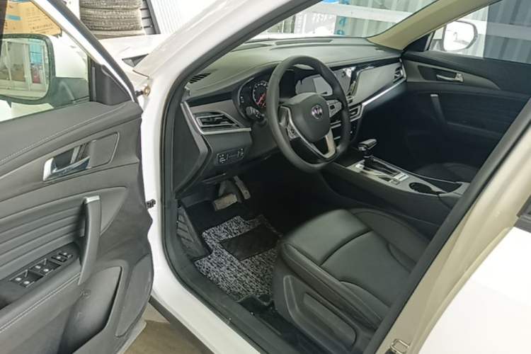 Used CHANGAN CS35PLUS 2021 Honor Million Edition 1.6L CVT Elite Model Driver Seat