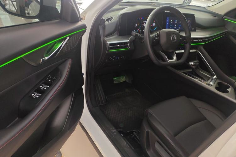 Used CHANGAN CS35PLUS 2021 Revised Version Blue Whale NE 1.4T DCT Luxury Edition Driver Seat