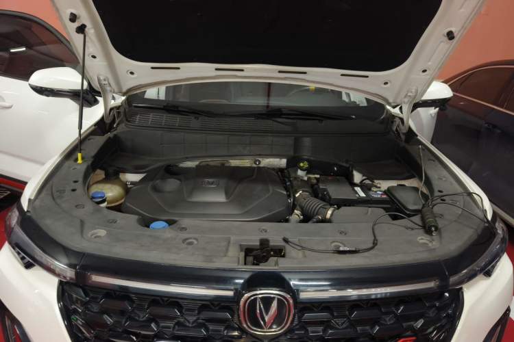 Used CHANGAN CS35PLUS 2021 Revised Version Blue Whale NE 1.4T DCT Prestige Edition Engine Bay
